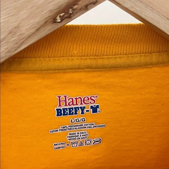 West Virginia University Yellow T-Shirt Hanes Tshirt Size Large - Picture 2 of 6